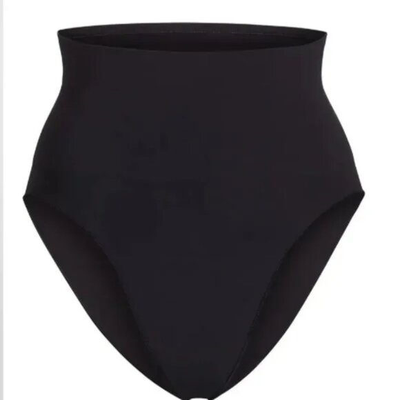 skims | onxy core control mid rise brief - Picture 1 of 6